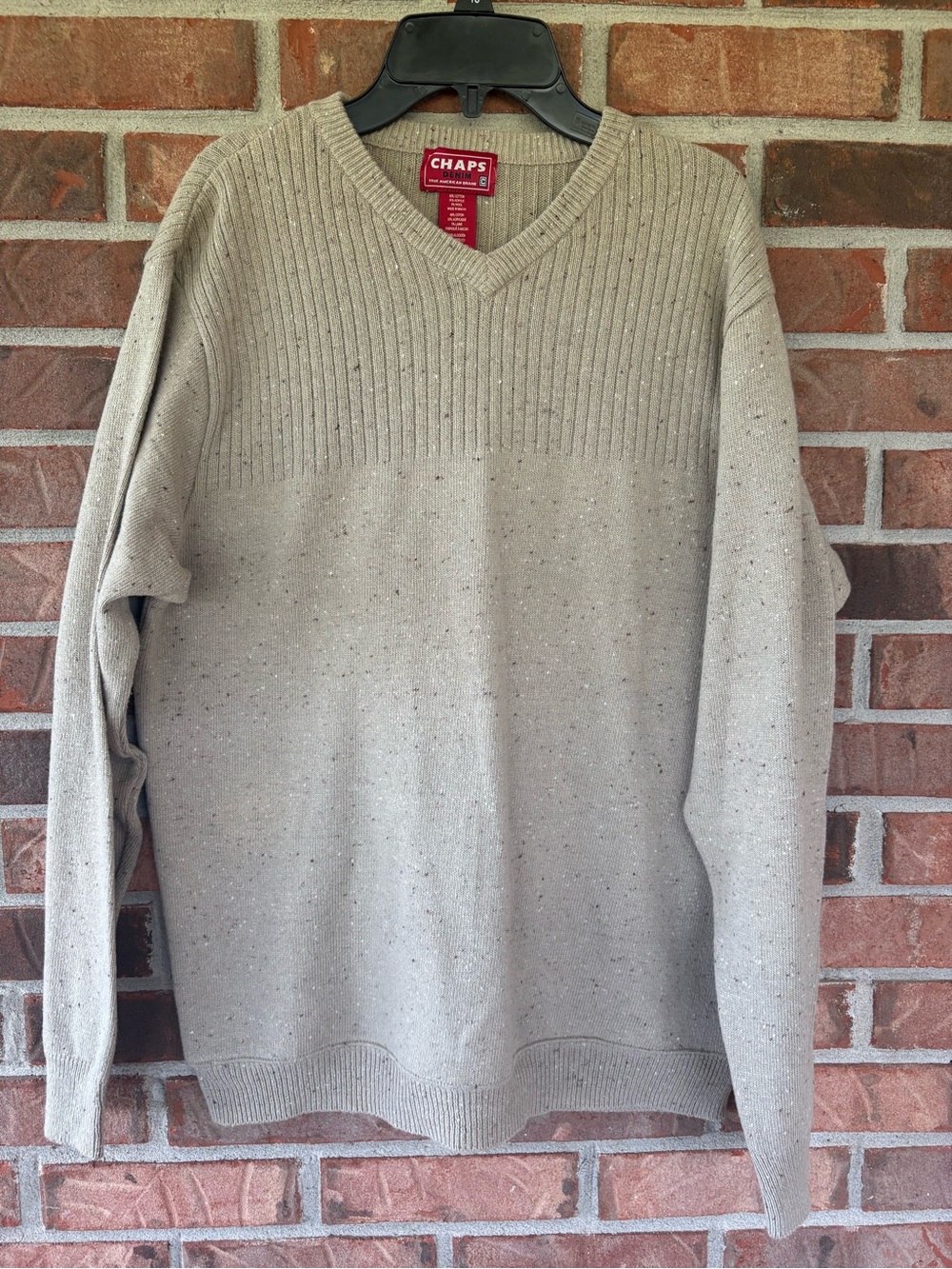 Chaps Men's V-Neck Nepped Sweater - Beige multi color (unisex)